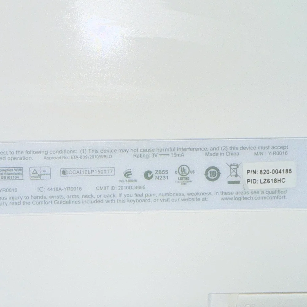 Logitech K750 Wireless Solar Keyboard Mac Silver White Y-R0016‎ Ultra Slim